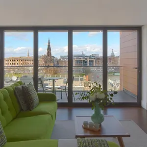 https://old-town-chambers.edinburghhotelsuk.org